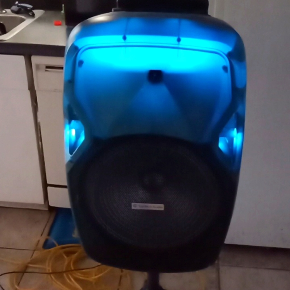Bluetooth speaker